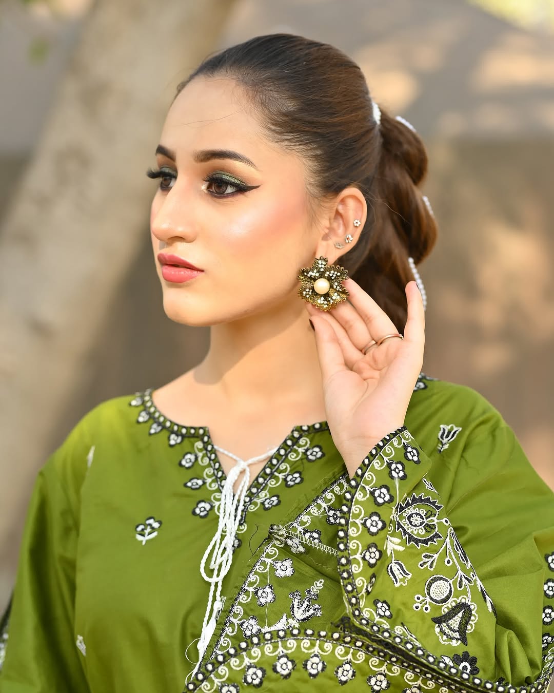 Hoor-2pc embroided